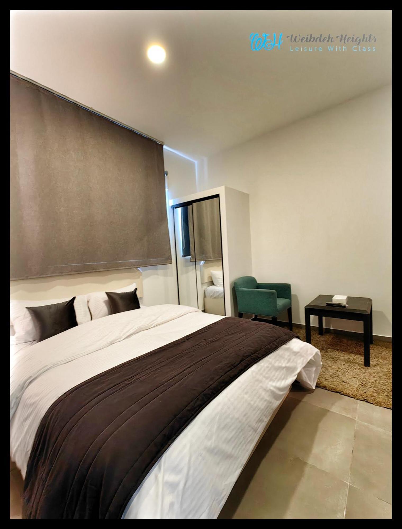 Weibdeh Heights Hotel Suites Амман Экстерьер фото